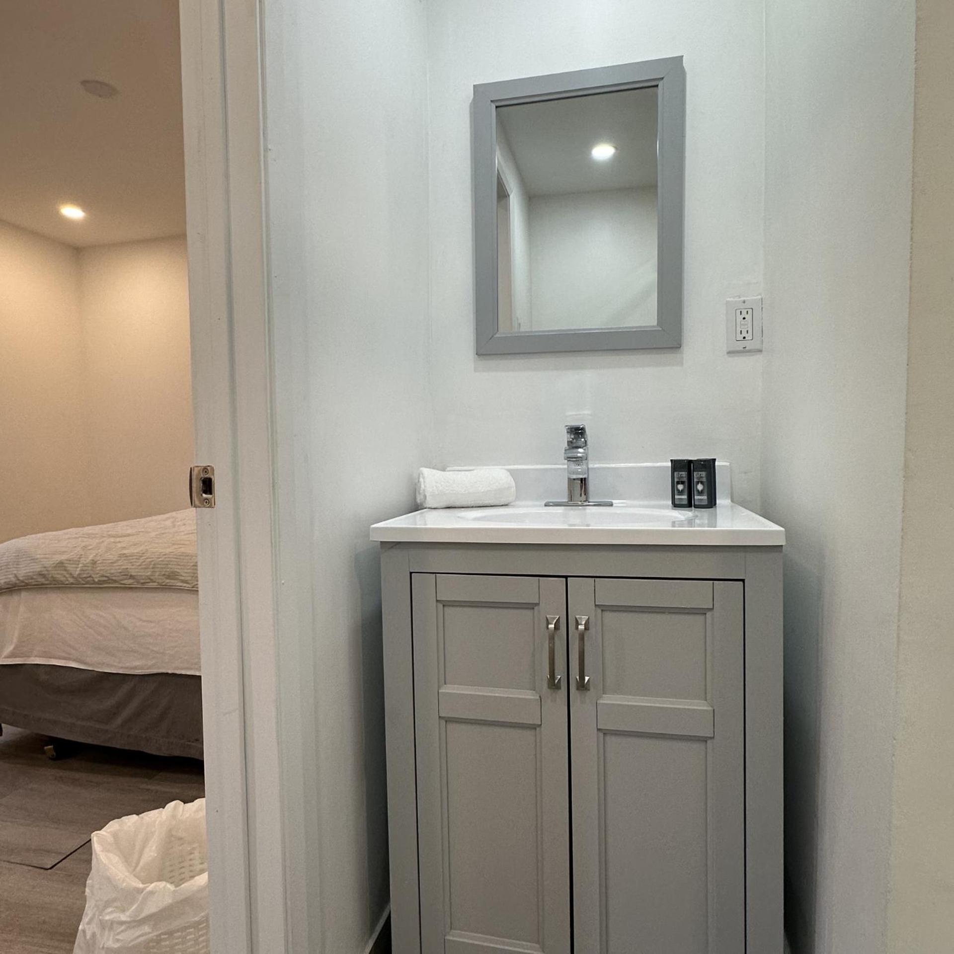 Hotel Mini Inc — Photos 2